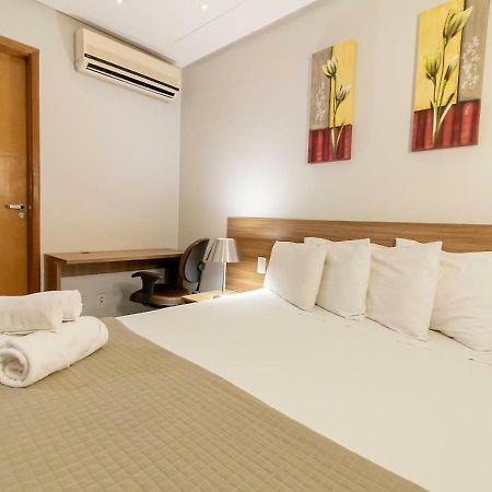 جويانيا Sun Square Suites Hotel By Lual المظهر الخارجي الصورة