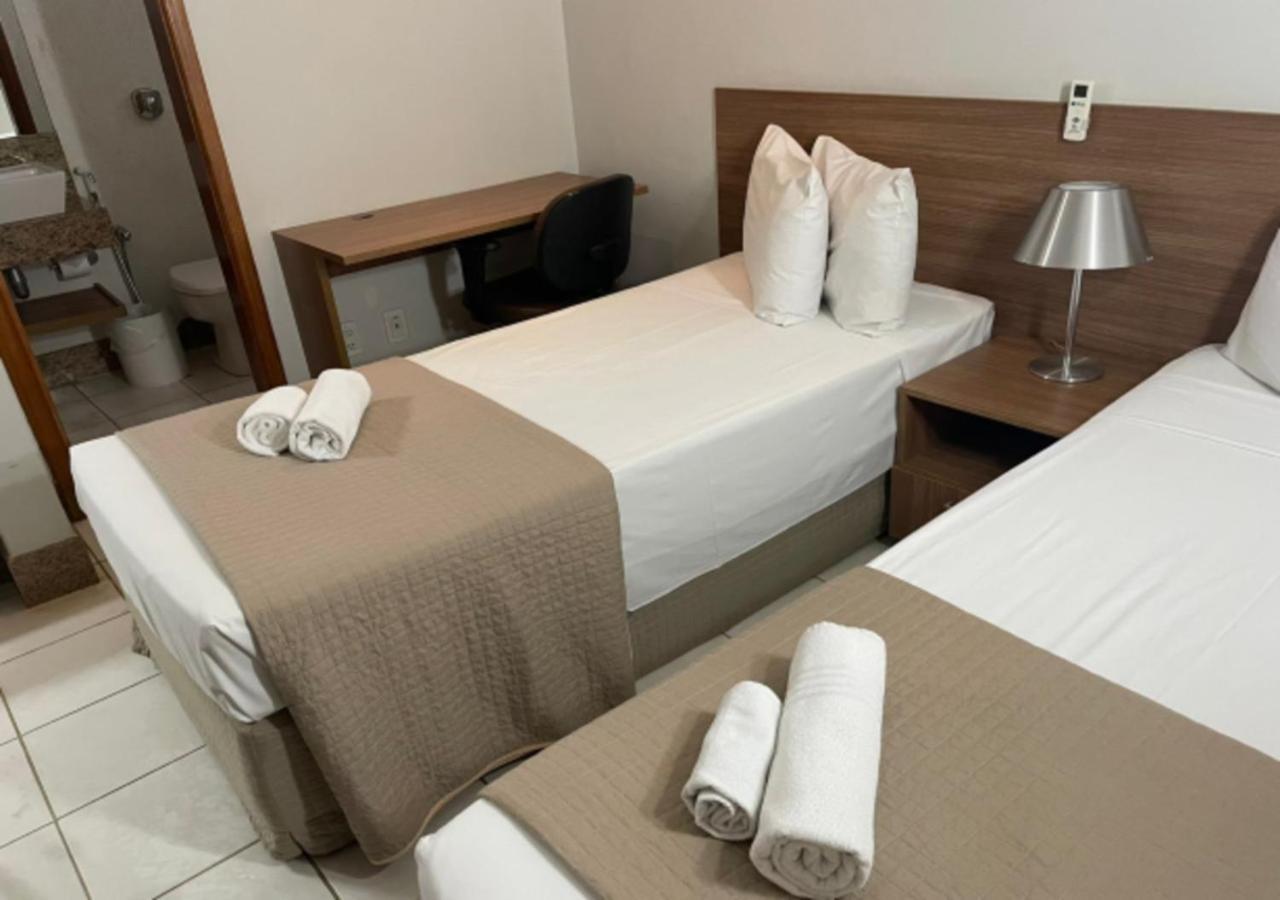 جويانيا Sun Square Suites Hotel By Lual المظهر الخارجي الصورة